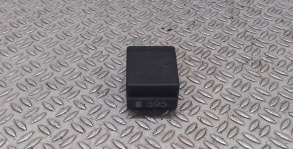 Audi A6 S6 C6 4F Other relay 8Z0951253