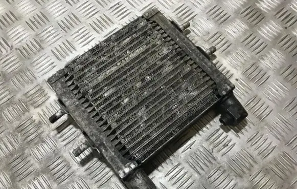 Peugeot 605 Engine oil radiator 