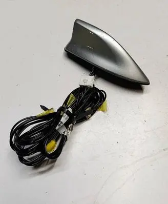 Toyota Yaris XP210 Radio antenna 861010DD40S3 861010DD40