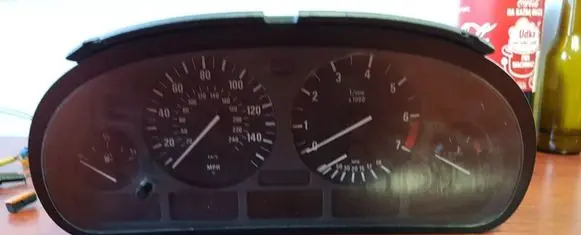 BMW 5 E39 Speedometer (instrument cluster) 87001374
