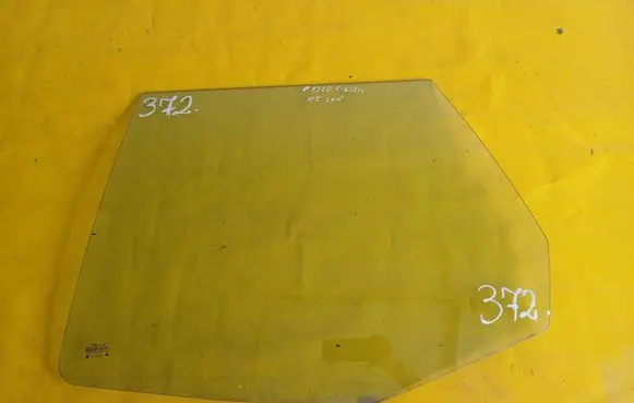 Volkswagen Polo III 6N 6N2 6NF Rear door window glass