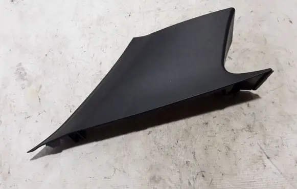 BMW X3 G01 Tailgate/trunk side cover trim 7396411