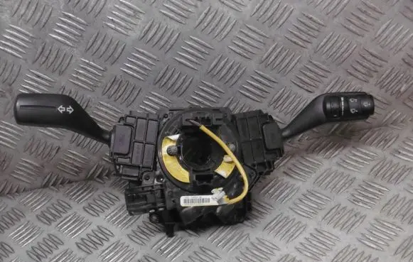 Ford Focus Other switches/knobs/shifts 4M5T14A664AB