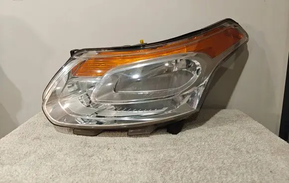 Citroen C3 Picasso Headlight/headlamp 9681873980 1EG00976701
