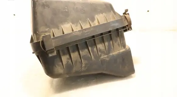 Air filter box