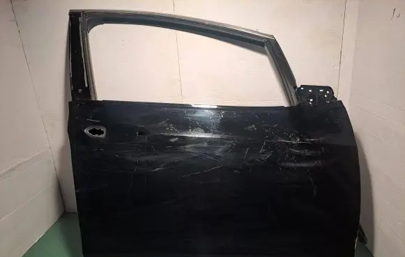 Chevrolet Bolt Front door