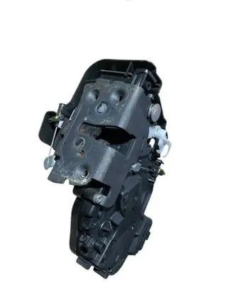 Volvo XC60 Front door lock 30799311 A048069