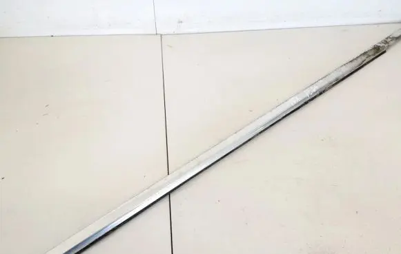 Peugeot 607 Front door glass trim molding 
