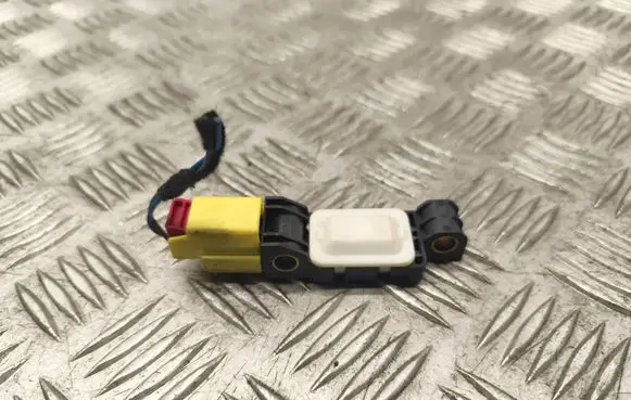 Audi A3 S3 8P Airbag deployment crash/impact sensor 4B0959643D