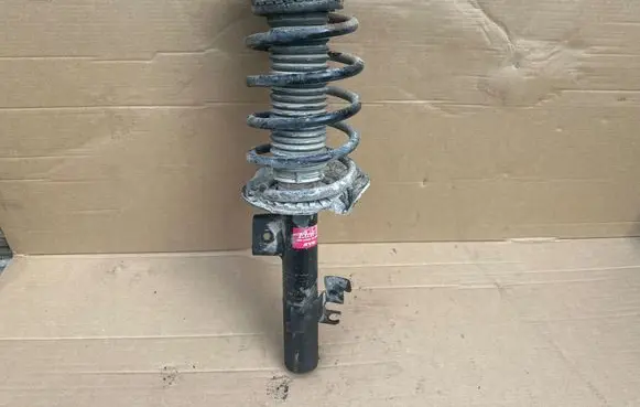 Volvo V70 Front shock absorber/damper 339719