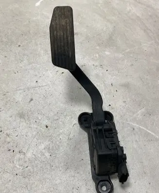 KIA Sportage Accelerator throttle pedal 327001FXXX