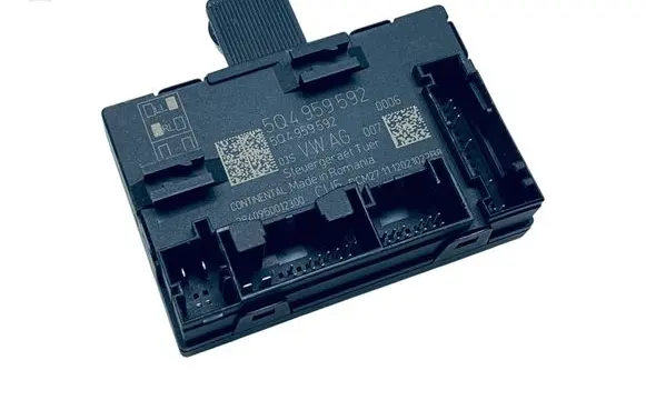 Seat Leon (5F) Door control unit/module 5Q4959592E 5Q4959592