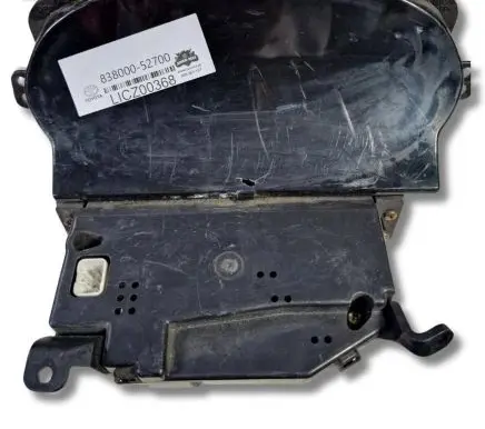 Toyota Yaris Speedometer (instrument cluster) 838000-52700