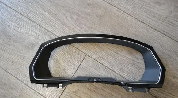 Dashboard side end trim