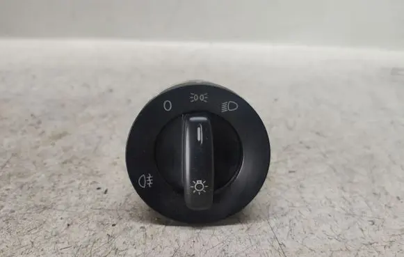 Volkswagen PASSAT B6 Light switch 1K0941431AH