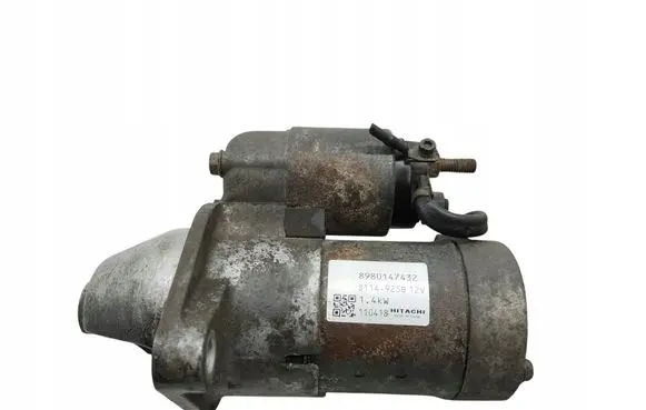 Opel Astra H Starter motor 