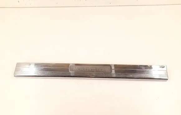Mercedes-Benz CLS C219 Front sill trim cover 2196800135 A2196800135