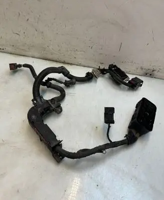 Opel Zafira B Wiring harness 13101283