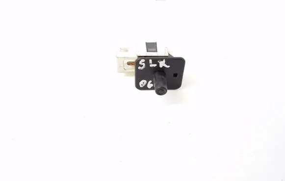 Mercedes-Benz SLK R171 Sensor A2028209410