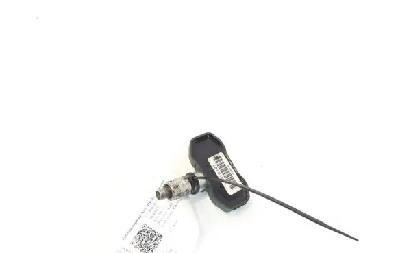 Hummer H3 Tire pressure sensor 15122618