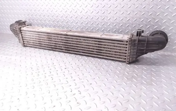 Mercedes-Benz E W211 Intercooler radiator A2115001102 2115001102