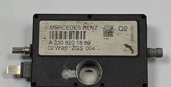 Mercedes-Benz SL AMG R230 Antenna control unit A2308201889