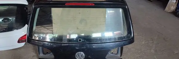 Volkswagen Touran II Tailgate/trunk/boot lid