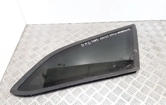 Ford Focus Rear side window