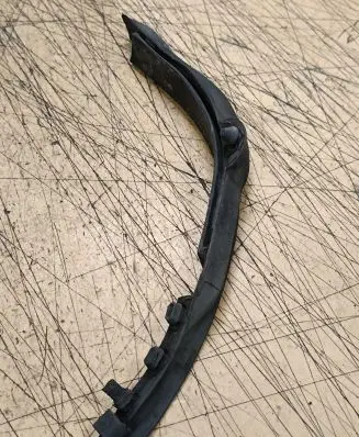 BMW X5 E70 Engine compartment rubber 7185551
