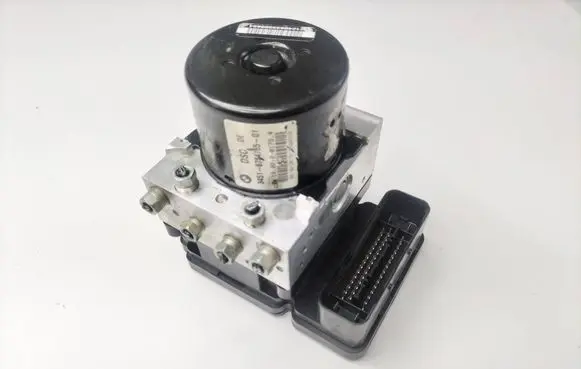 BMW 3 E90 E91 ABS Pump 6784765