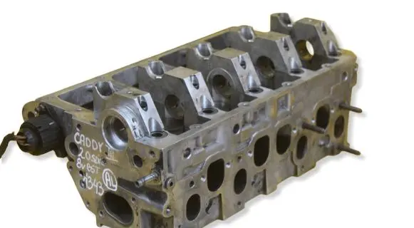Volkswagen Caddy Engine head 038103373R