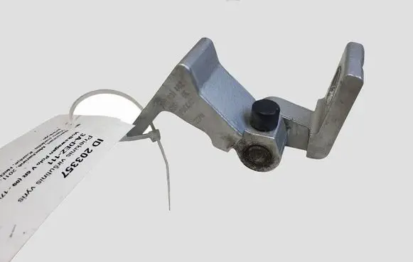 Volkswagen Polo V 6R Front door upper hinge 7N0831402