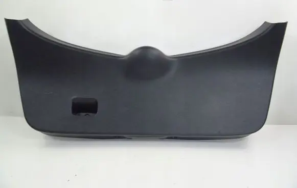 Nissan Pulsar Tailgate/boot lid cover trim 909013ZL0A