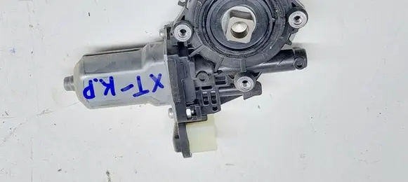 Nissan X-Trail T31 Front door window regulator motor 80731EH100 062043020
