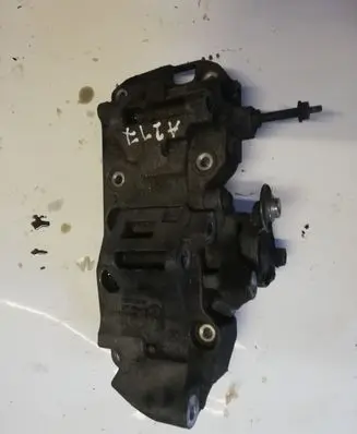 BMW 5 F10 F11 Generator/alternator bracket 1116850686305 11168506863 850686305