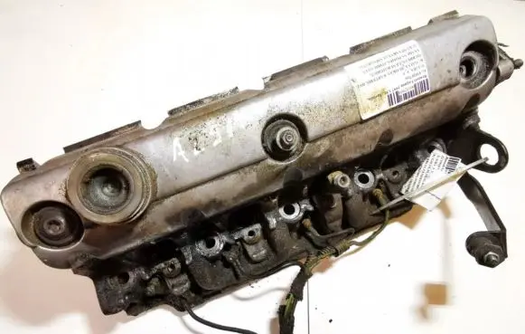 Renault Laguna I Engine head 600248