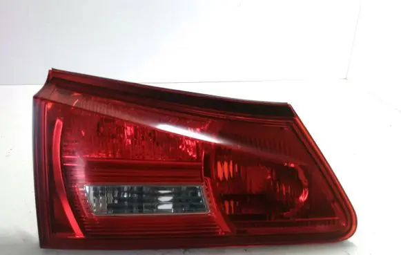Lexus IS 220D-250-350 Tailgate rear/tail lights