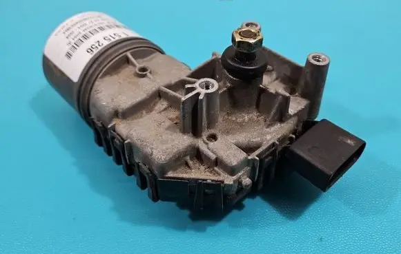Audi A4 S4 B7 8E 8H Wiper motor 0390241509 IMPRK1515256