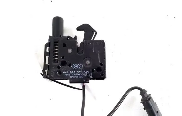 Audi A6 S6 C8 4K Engine bonnet (hood) release handle 4K0823509