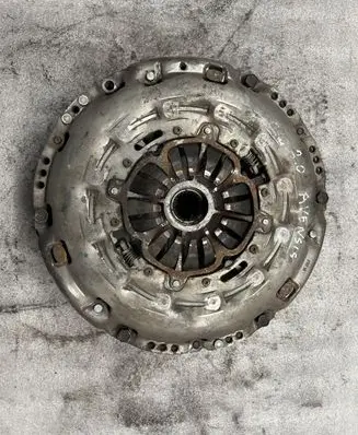 Toyota Avensis Verso Pressure plate 3125005210