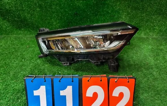 Renault Koleos II Headlight/headlamp 