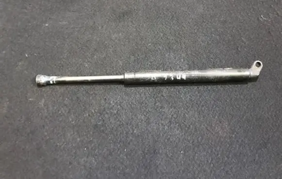BMW 7 E38 Tailgate/trunk strut/damper