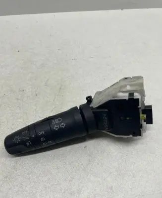Nissan Note (E11) Indicator stalk 6522SN
