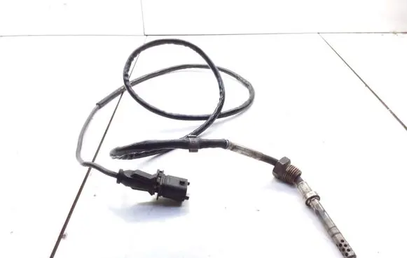 Opel Zafira B Exhaust gas temperature sensor 55566631