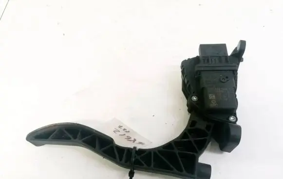 Audi A6 S6 C6 4F Accelerator throttle pedal 4F1721523A 6PV00898405