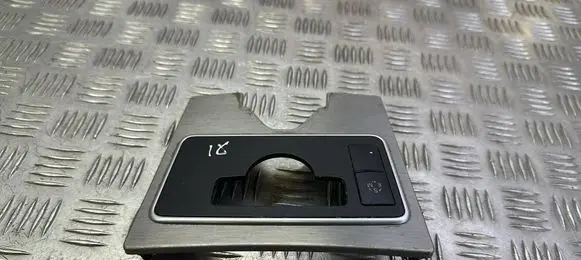 Mercedes-Benz E W212 Other dashboard part A212680XX07 A2129054800