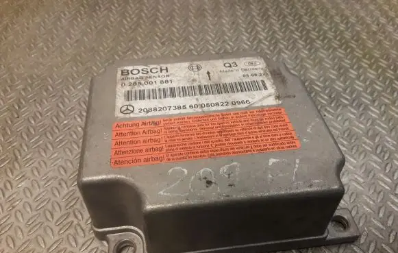 Mercedes-Benz CLK A209 C209 Airbag control unit/module 2038207385