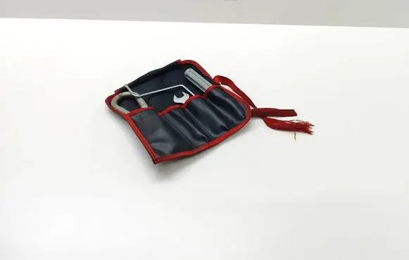 BMW 5 E60 E61 Towing hook eye 