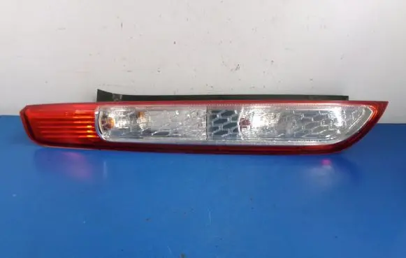 Ford Focus C-MAX Rear/tail lights 8M51-13405-A