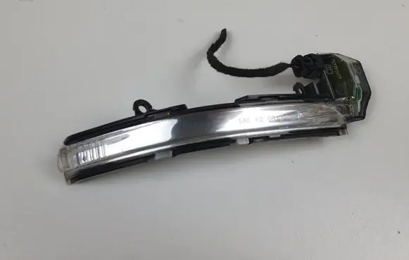 Jaguar XF X250 Mirror indicator light 9X2313B381AA